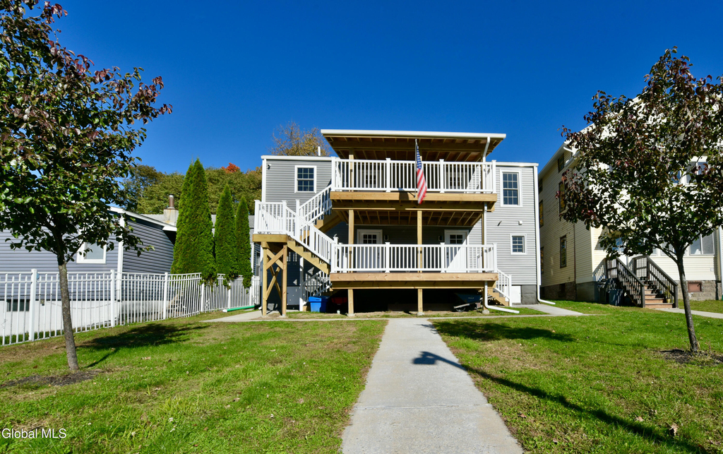 64 Burton Avenue - Photo 16