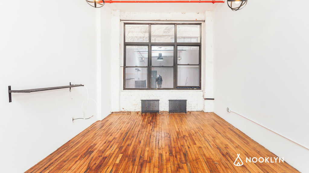 476 Jefferson St - Photo 2