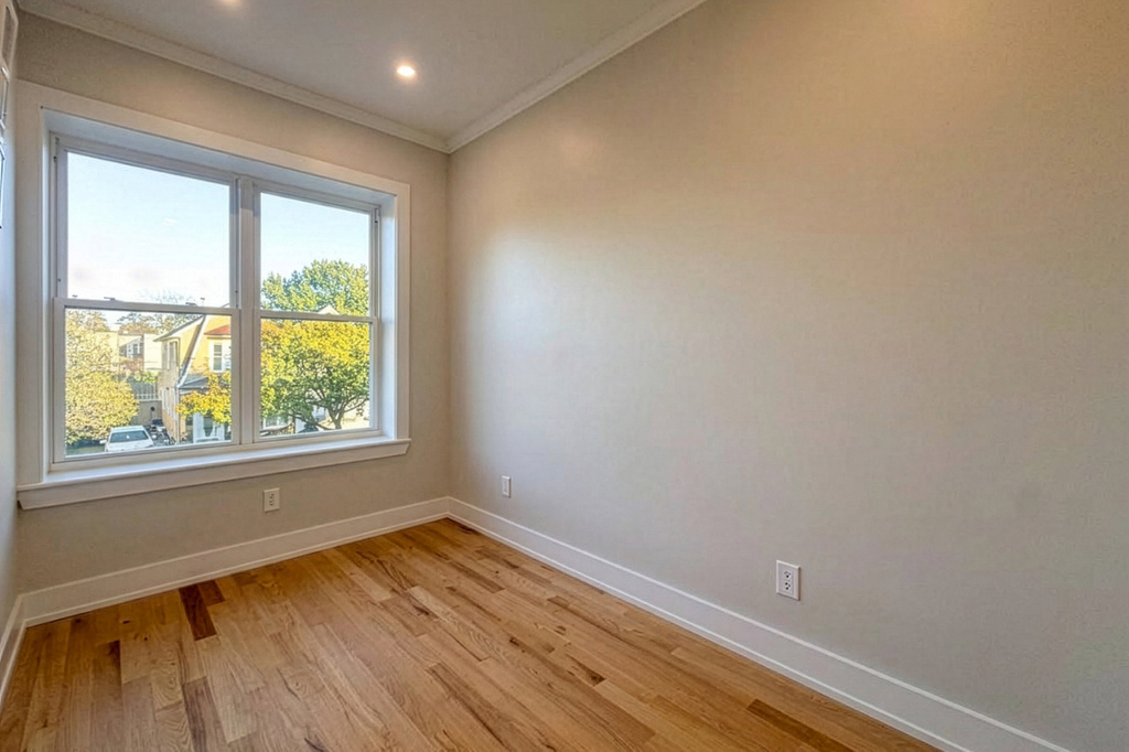 128 E 28th Street - Photo 10