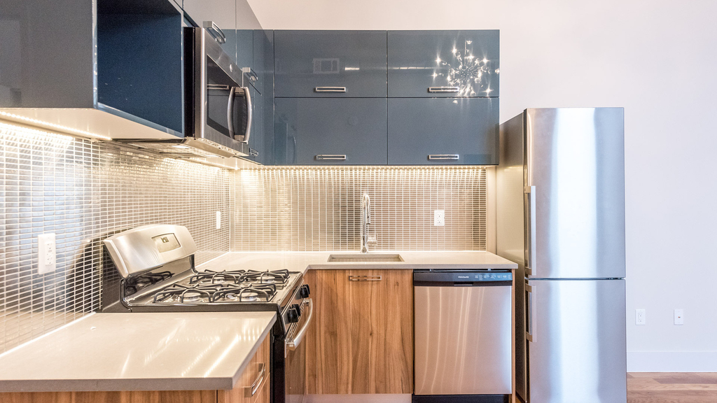 372 Kosciuszko St - Photo 11