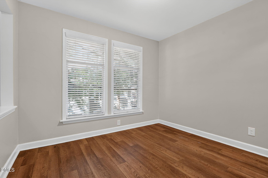 1021 Nicholwood Drive - Photo 7
