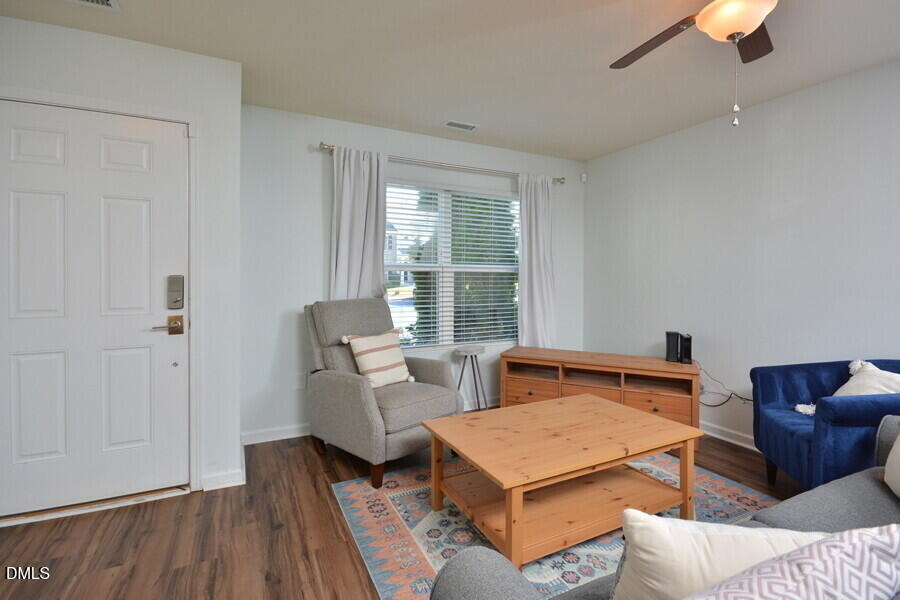 100 Stratford Lakes Drive - Photo 2
