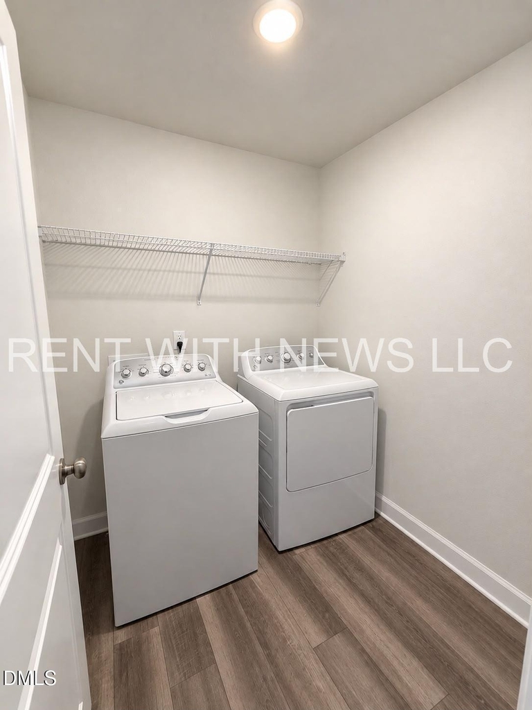 380 Thompson Overlook Way - Photo 10
