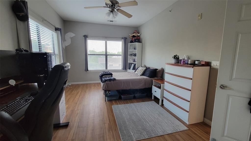 2502 Leon St - Photo 2