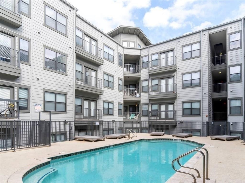 2502 Leon St - Photo 8