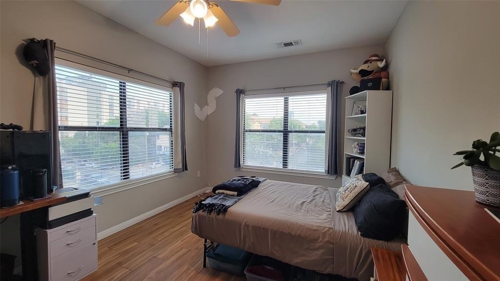 2502 Leon St - Photo 1