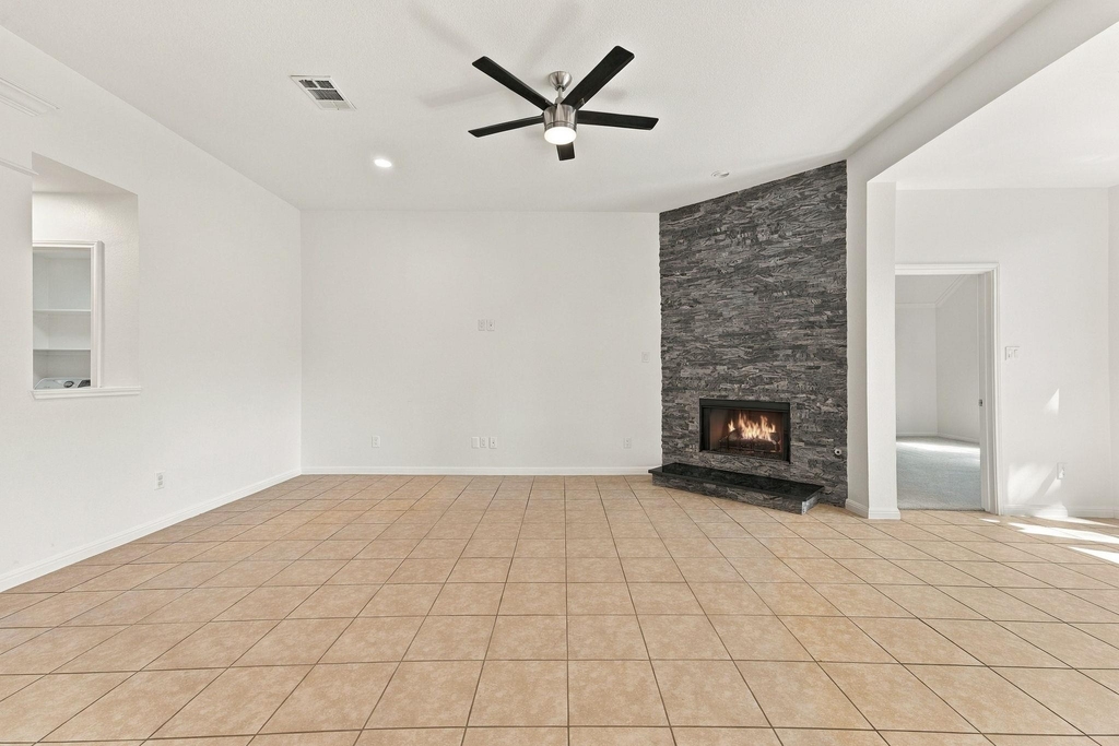 6309 Clarion Dr - Photo 6