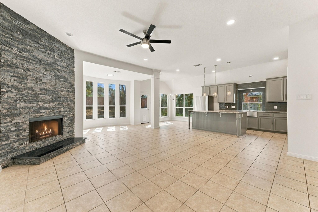 6309 Clarion Dr - Photo 1