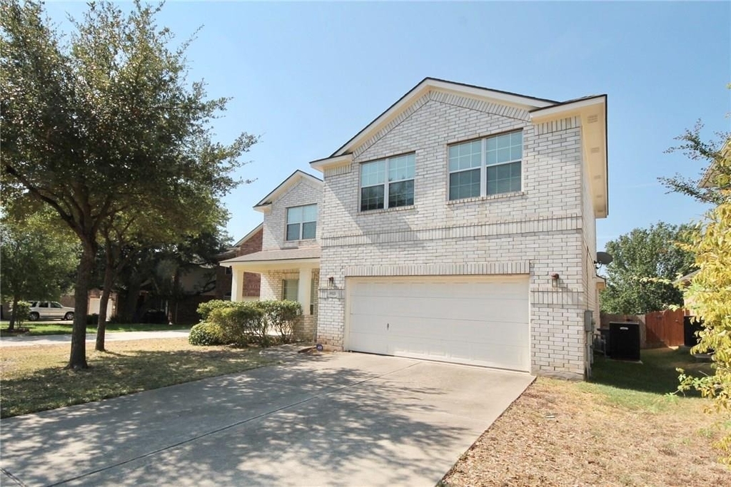 9521 Stanwich Dr - Photo 1