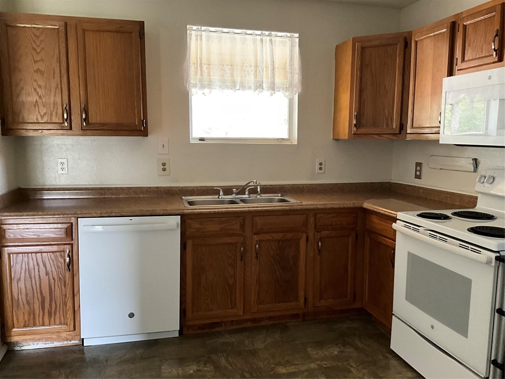 114 Shore Front Dr - Photo 12