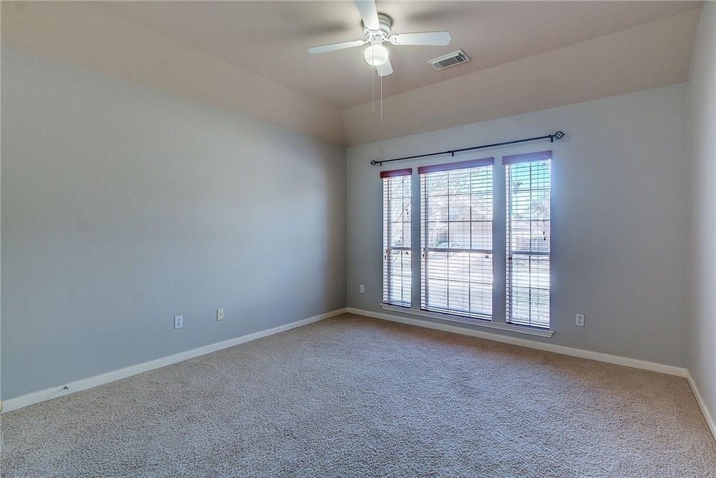 120 Abbey Dr - Photo 13