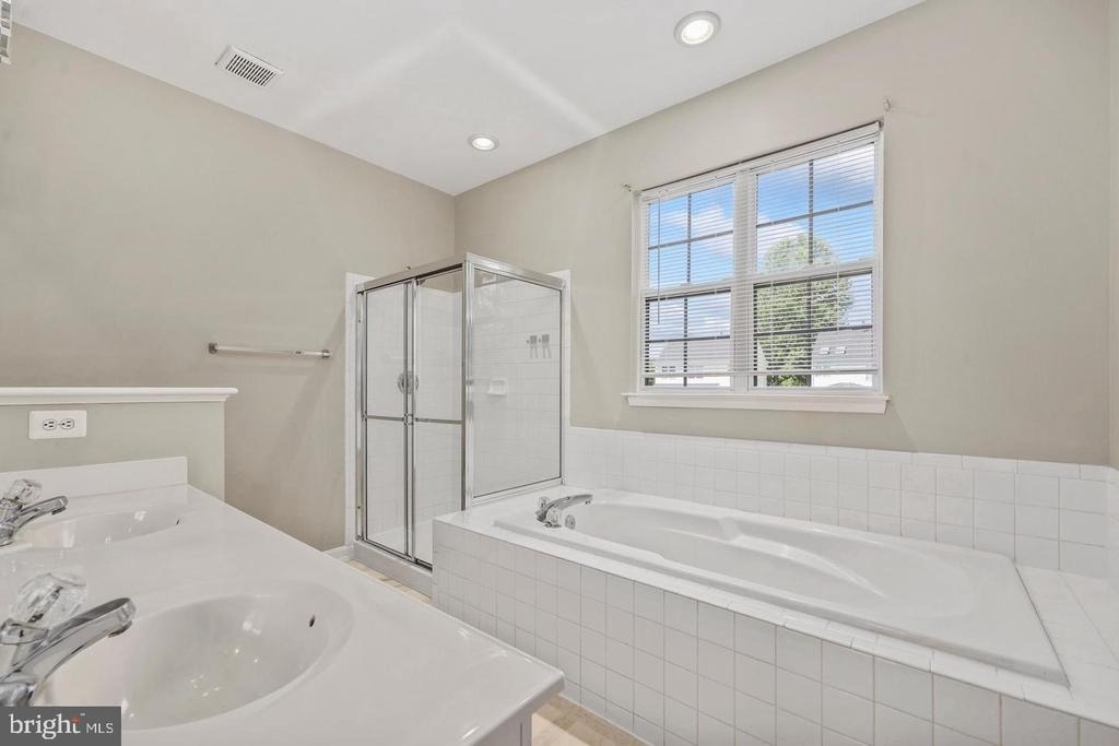 12494 Iona Sound Drive - Photo 27