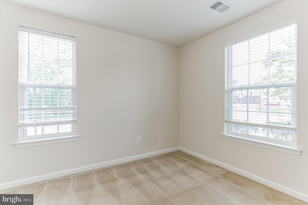 7039 Trek Way - Photo 22