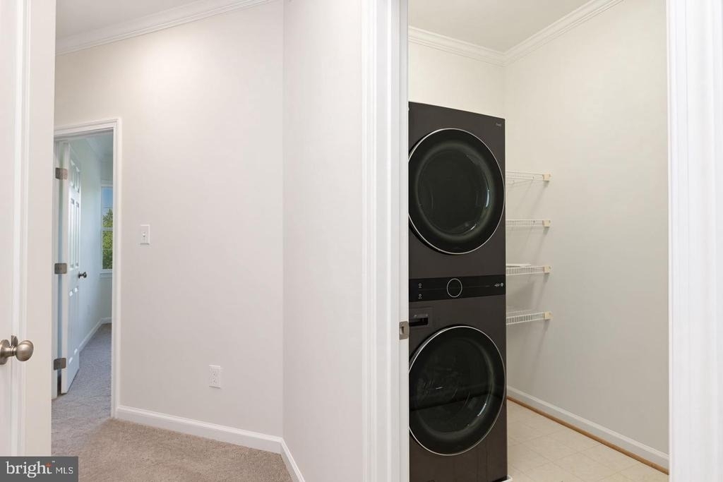 2625 Eastbourne Drive - Photo 37