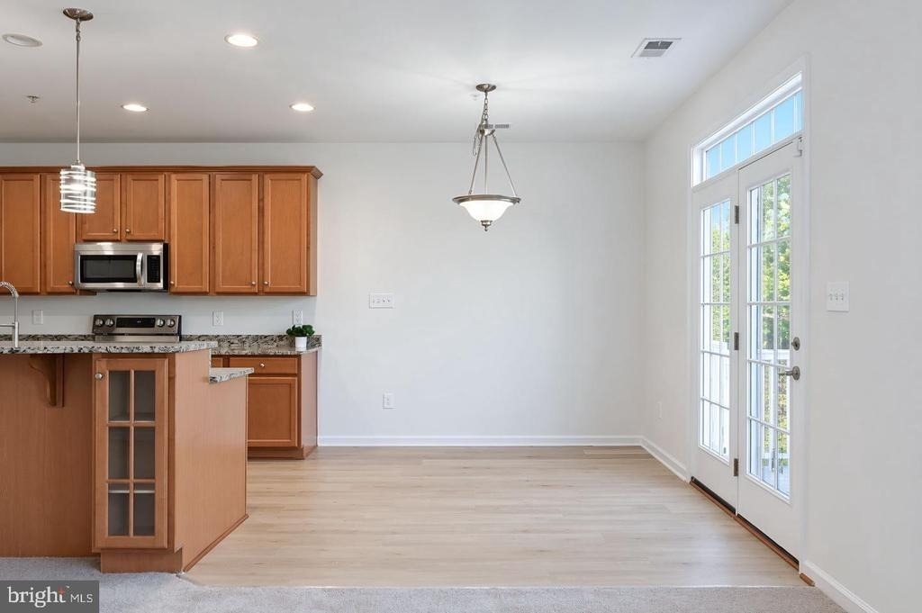 2625 Eastbourne Drive - Photo 6