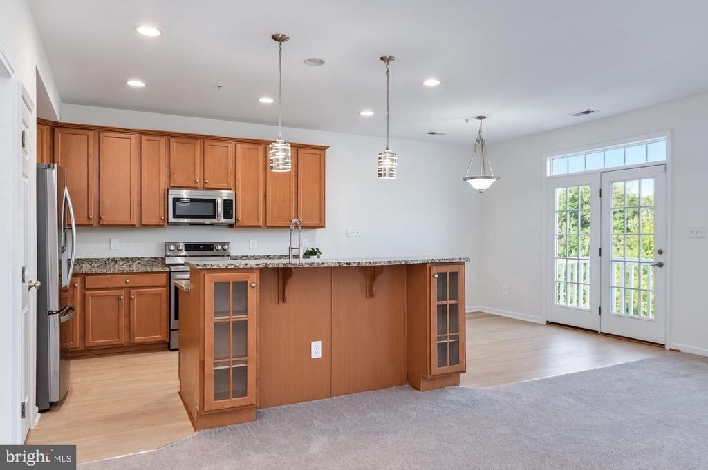 2625 Eastbourne Drive - Photo 4