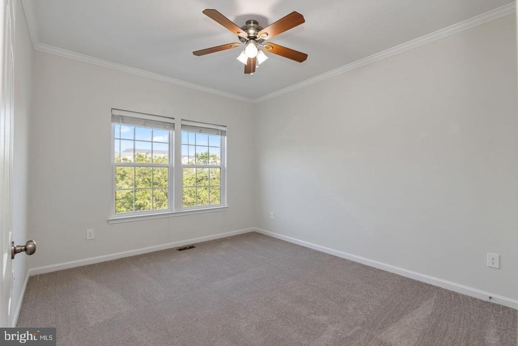 2625 Eastbourne Drive - Photo 30