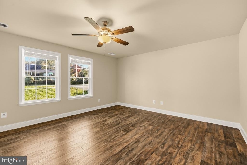 8112 Leland Road - Photo 21