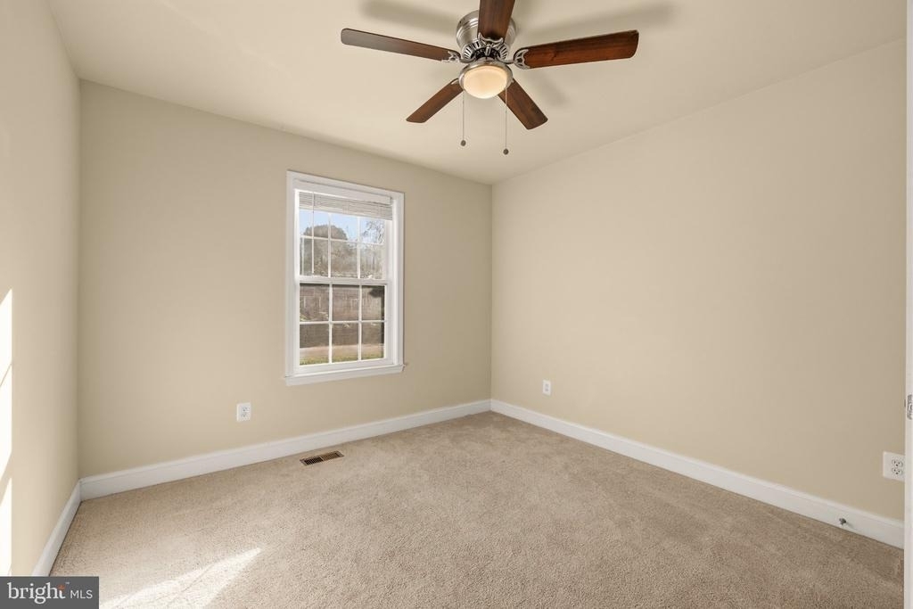 8112 Leland Road - Photo 16