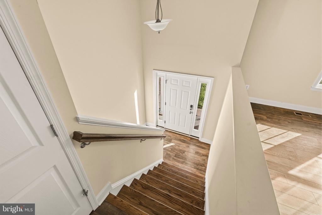8112 Leland Road - Photo 3