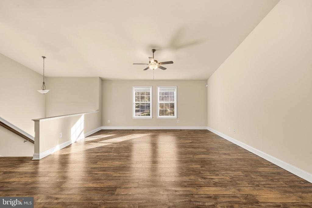 8112 Leland Road - Photo 8