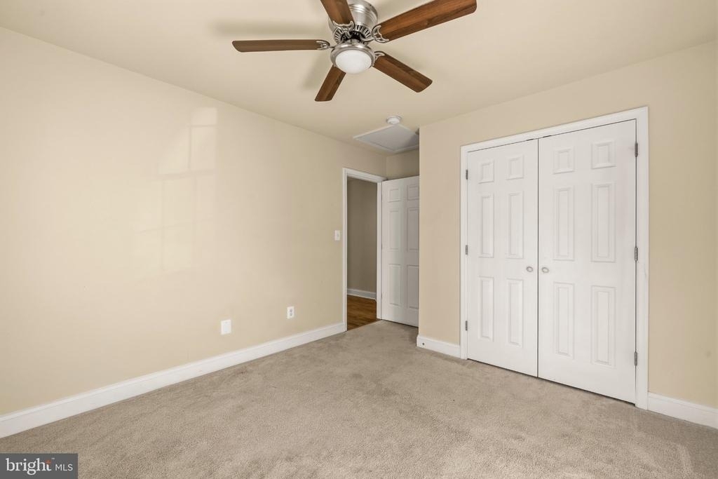8112 Leland Road - Photo 19