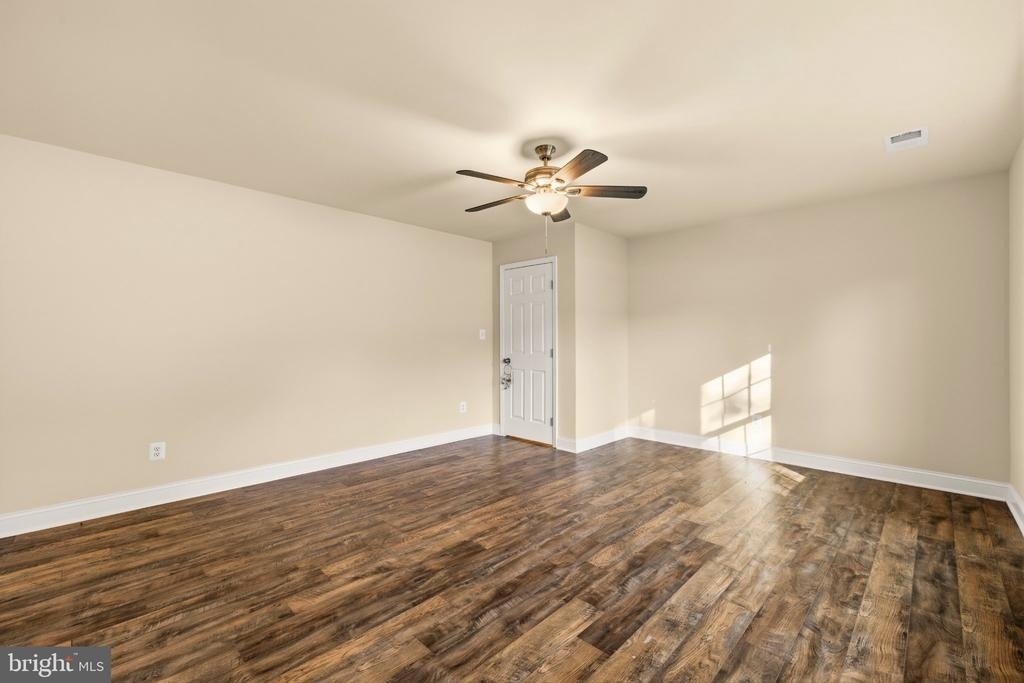 8112 Leland Road - Photo 22