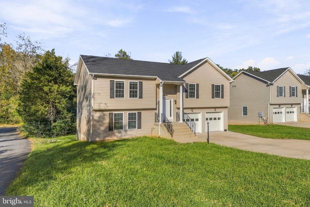 8112 Leland Road - Photo 33