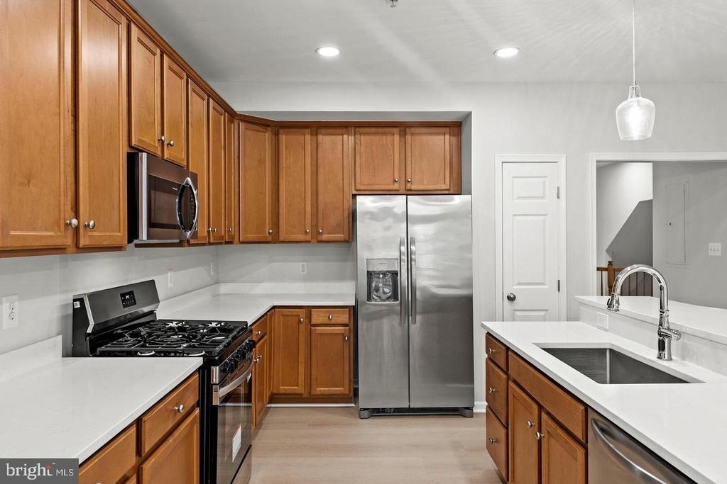 2370 Merseyside Drive - Photo 33