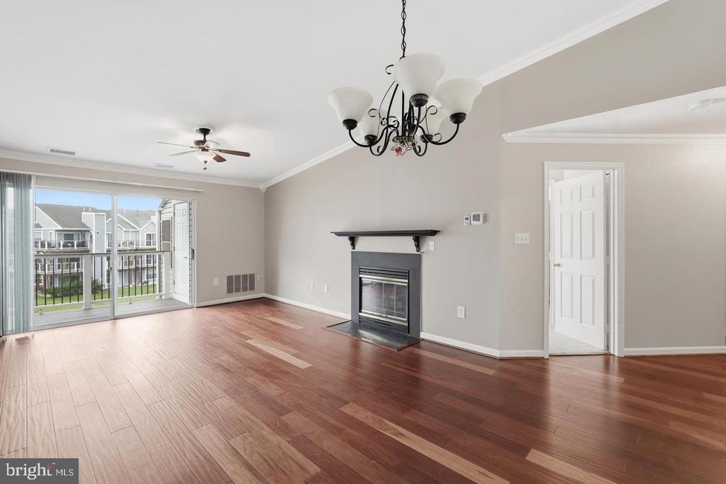 20583 Snowshoe Square - Photo 1