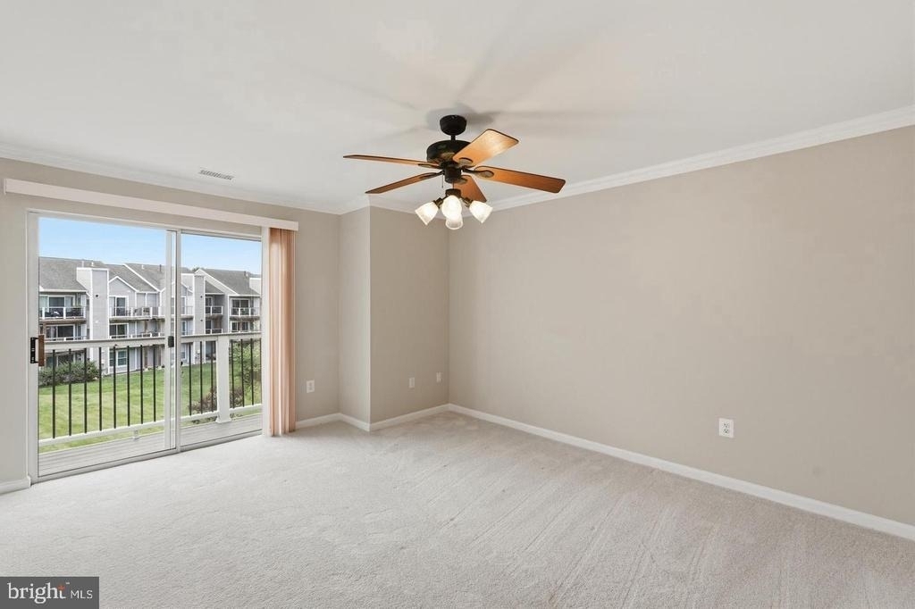 20583 Snowshoe Square - Photo 12