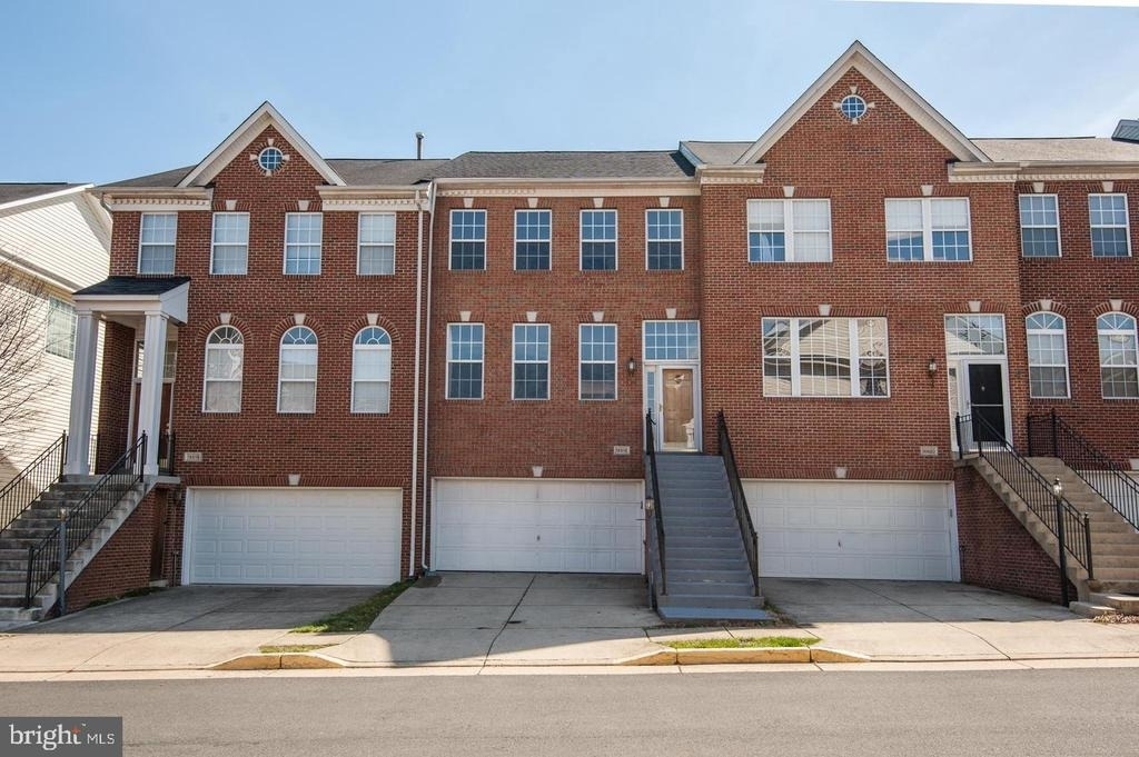 18818 Silverwood Terrace - Photo 1