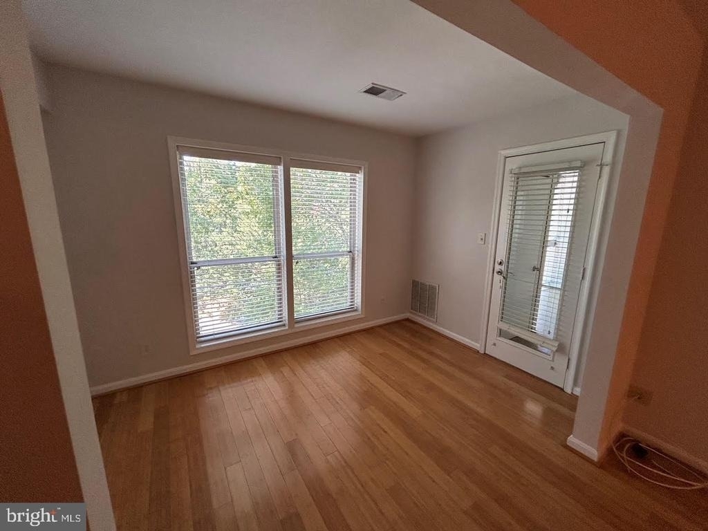 3175 Summit Square Drive - Photo 12