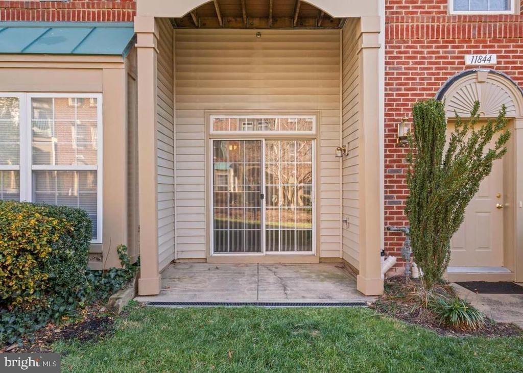 11844 Breton Court - Photo 3