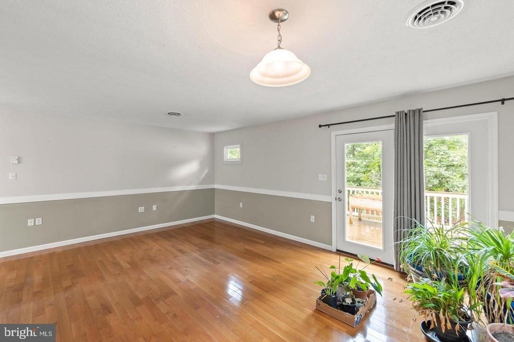 1226 Lakeview Drive - Photo 16