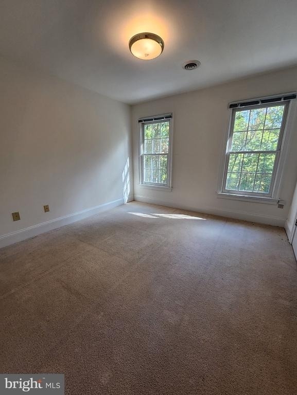 10504 Warland Road - Photo 22