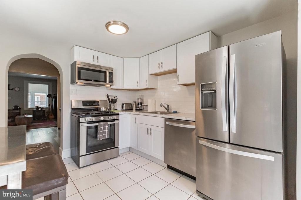 2756 E Pacific Street - Photo 8