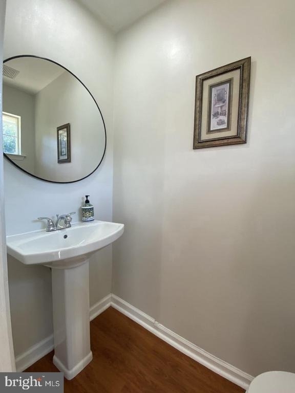 111 Knollwood Court - Photo 16