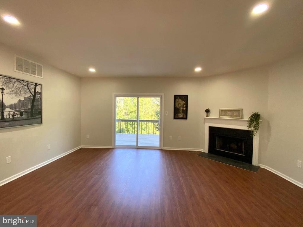 111 Knollwood Court - Photo 14