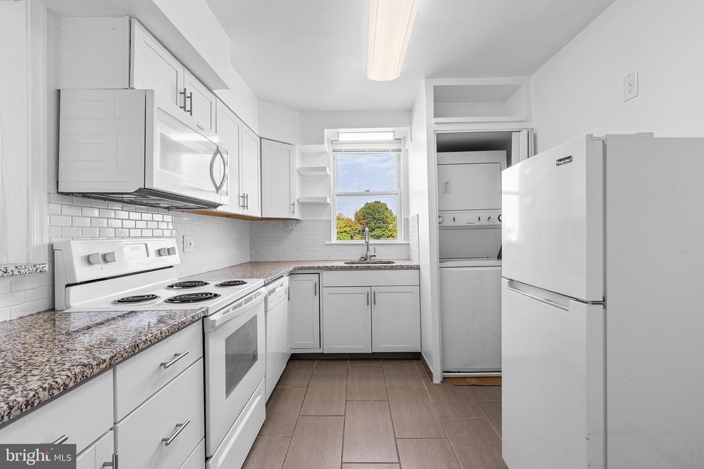 655 Drexel Avenue - Photo 11