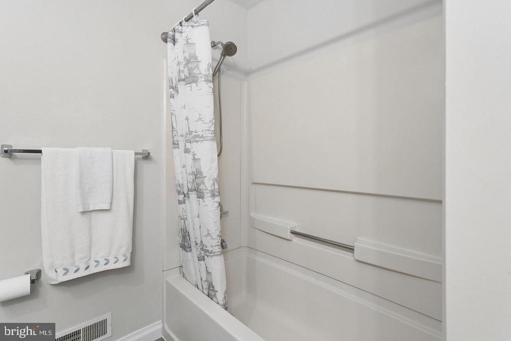 117 William Paterson Court - Photo 18