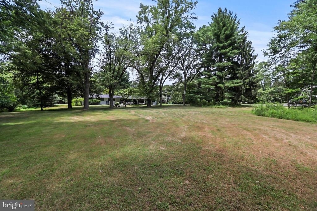 1004 Mercer Rd - Photo 33