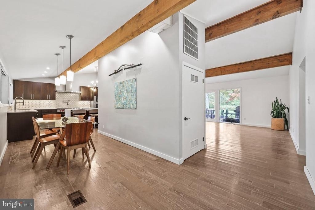 1004 Mercer Rd - Photo 10