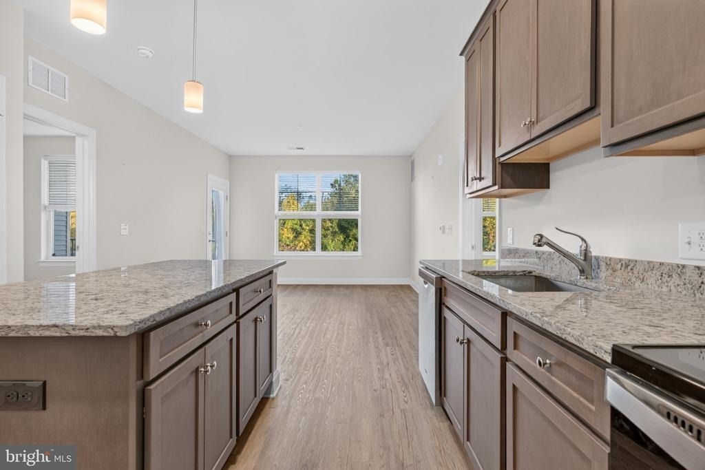 63 E Main Street - Photo 2
