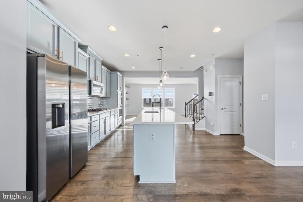 6906 Stoddert Lane - Photo 10