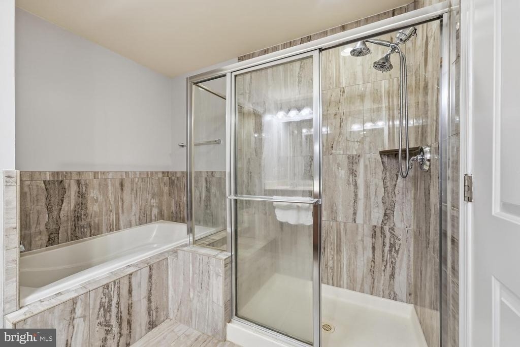 6906 Stoddert Lane - Photo 19