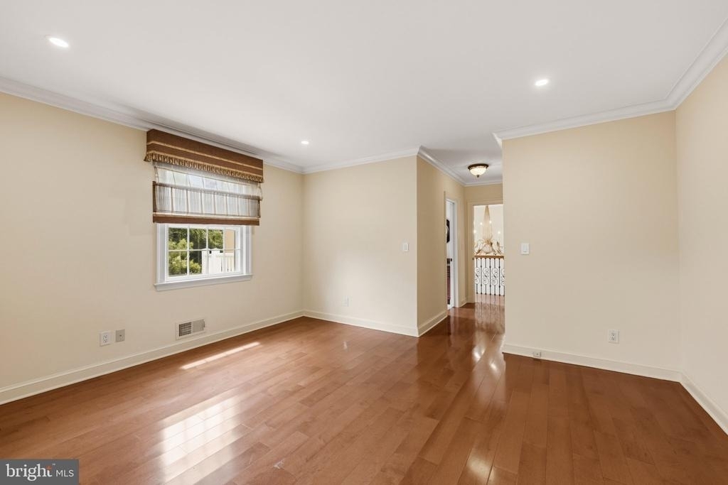 204 Primrose Street - Photo 16