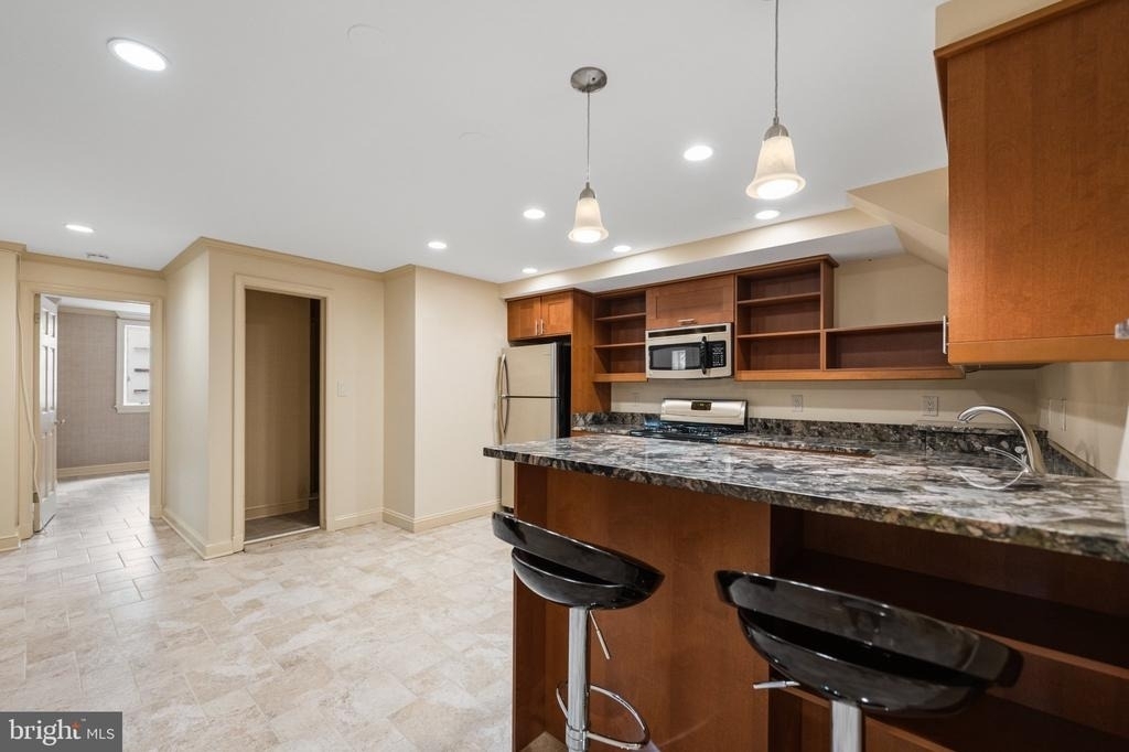 204 Primrose Street - Photo 24