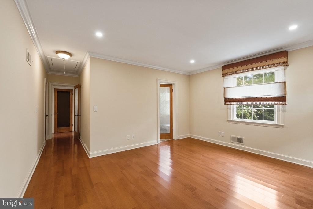 204 Primrose Street - Photo 18