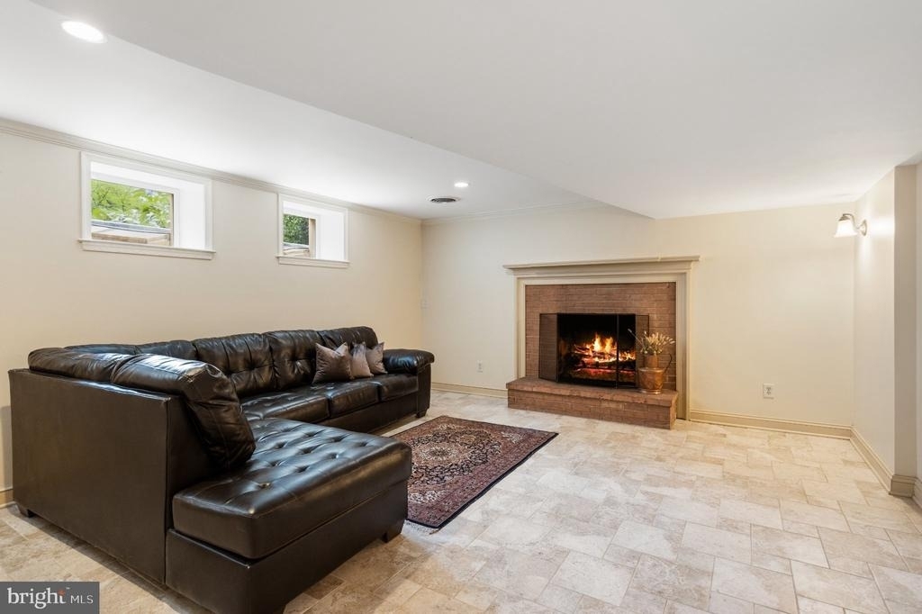 204 Primrose Street - Photo 25